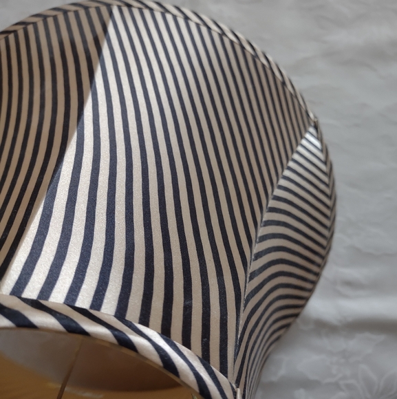 Lamp shade satin striped black golden beige - Picture 7 of 7